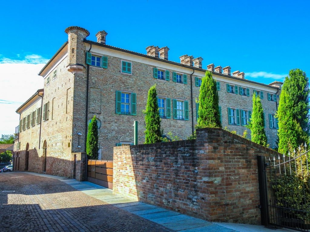 Itinerario nelle Langhe tra Barbaresco e Neive