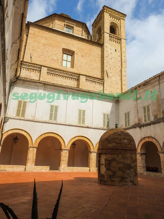 Chiostro della Chiesa di San Francesco Civitanova Marche