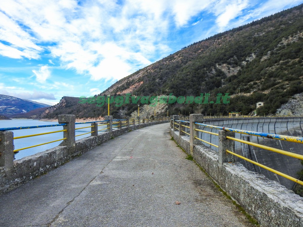 Diga lago di Fiastra