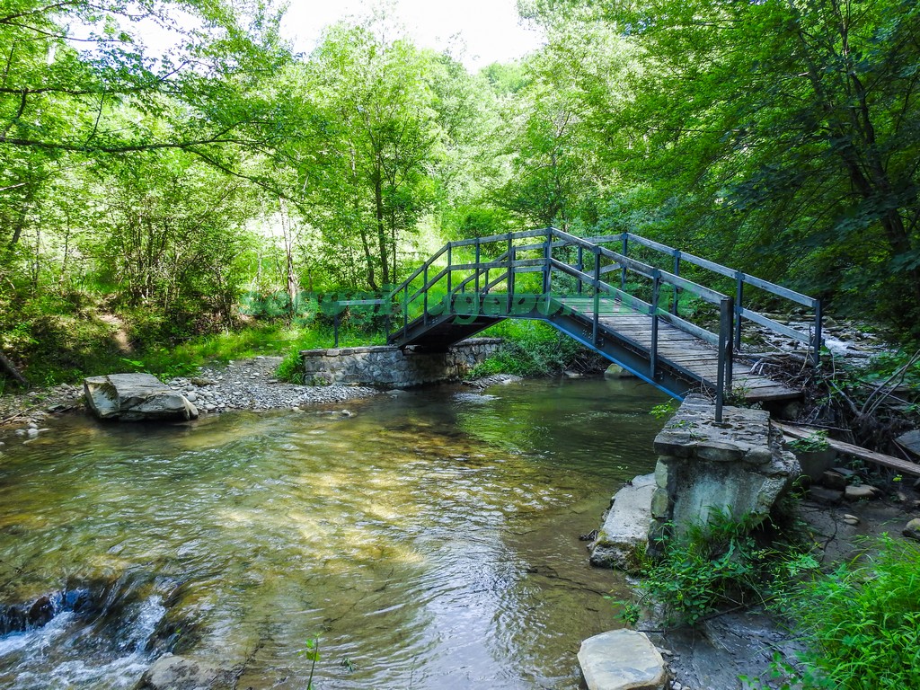Ponte sul fiume Tordino