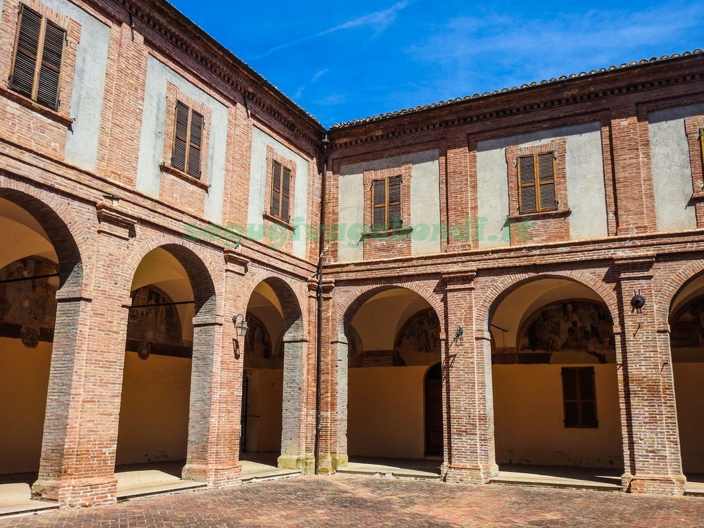 Chiostro della Chiesa di Sant'Agostino