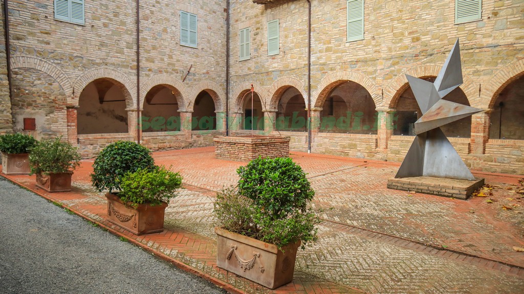 Chiostro di San Crispolto Umbria Vettona