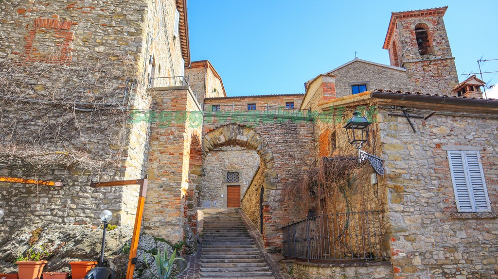 Monte Santa Maria Tiberina