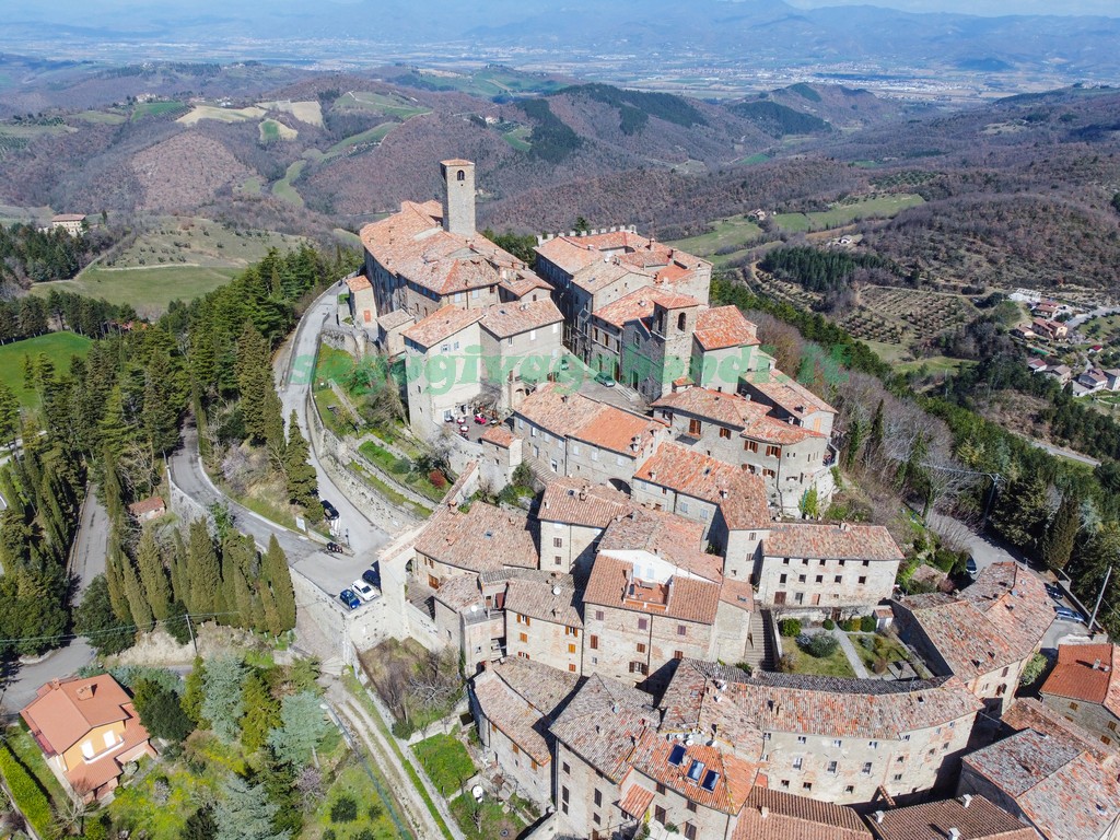 Monte Santa Maria Tiberina