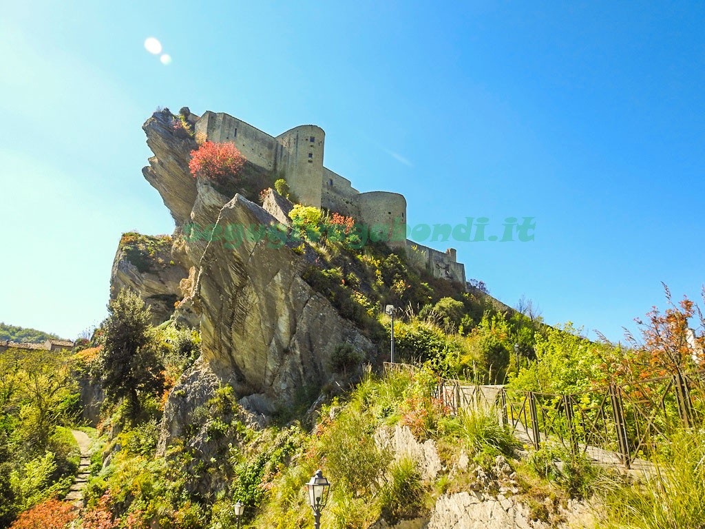 Castello di Roccascalegna Castelli in Abruzzo