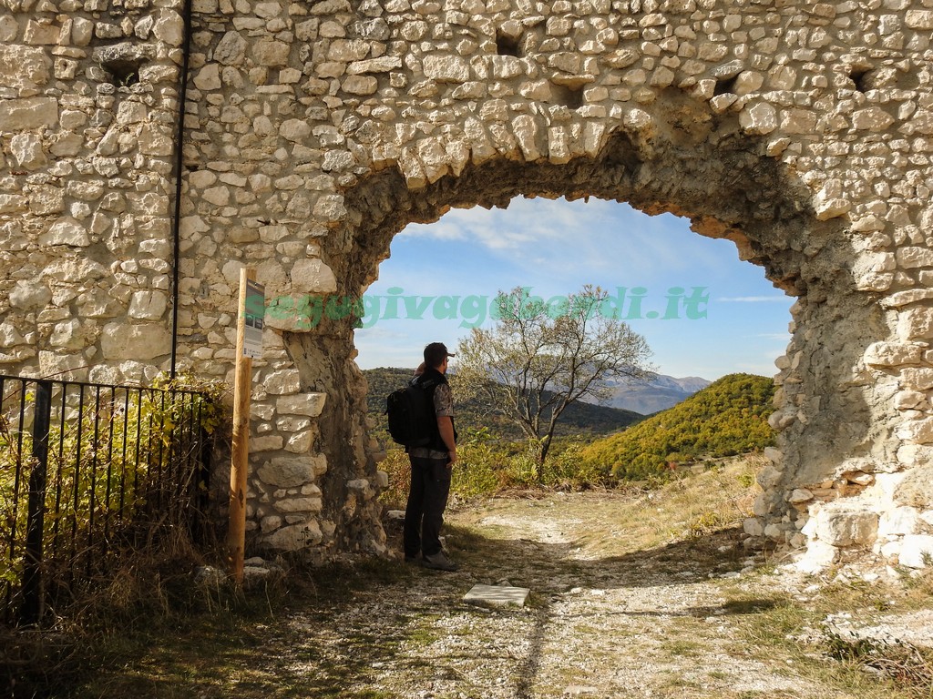 Castello di Bominaco